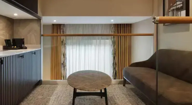 Двухместный люкс Duplex DoubleTree by Hilton London Victoria