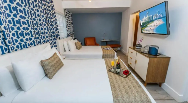 Четырёхместный номер Oceanside Hotel and Suites