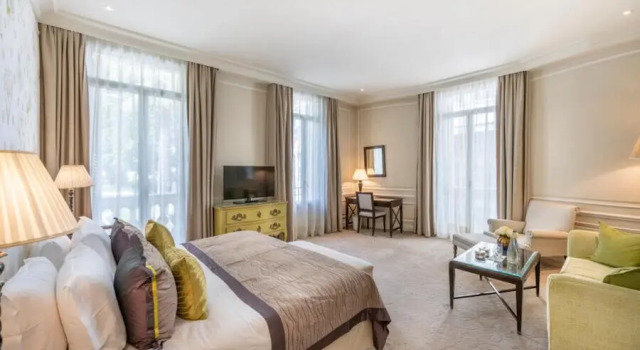 Двухместный полулюкс с видом на город или двор Hôtel Hermitage Monte-Carlo