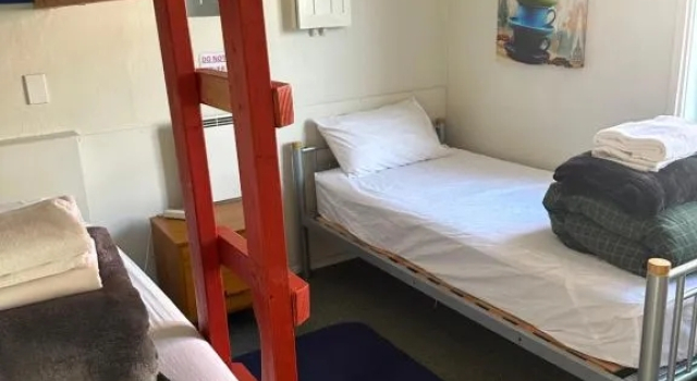 Трёхместный номер Economy LKNZ Lodge & Cafe