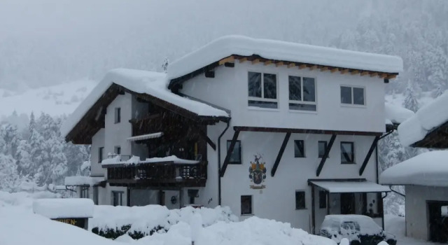 Haus Greiner, Prenota Hotel Hotel a Tirolo con parcheggio, Parcheggio