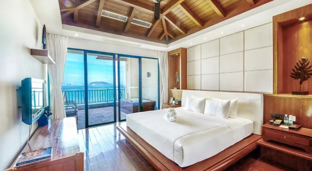 Семейный люкс с 3 комнатами с видом на море Ocean Sonic Resort Sanya