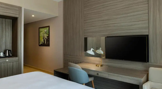 Four Points by Sheraton Production City, Dubai