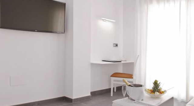 Двухместный полулюкс с красивым видом из окна Hotel Los Delfines