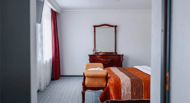 Superior with jacuzzi and sauna Suite Inger
