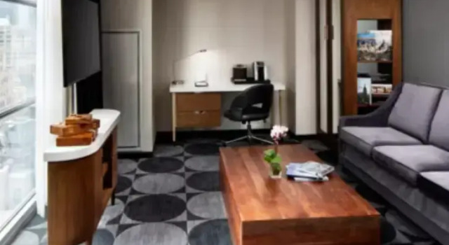 Двухместный люкс Broadway Crowne Plaza HY36 Midtown Manhattan by IHG