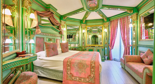 Номер Club Building Standard Club Hotel Sera