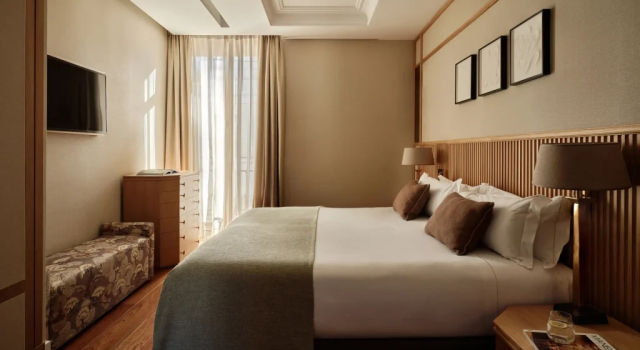 Двухместный люкс Grand Hotel Único Madrid, Small Luxury Hotels