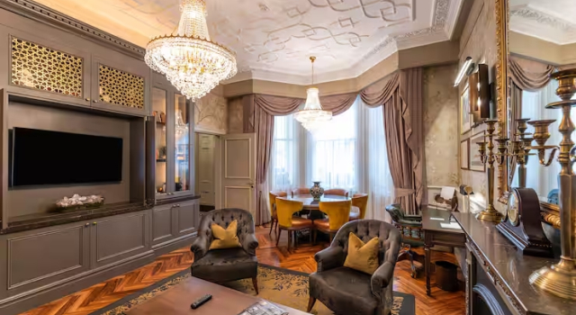 Двухместный люкс The Queens Gate 100 Queens Gate Hotel London Kensington, Curio Collection by Hilton