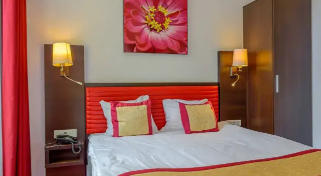 Двухместный номер с балконом Hotel Allure