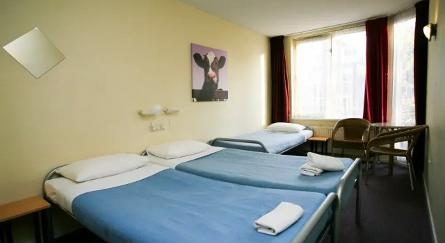 Van Onna Hotel