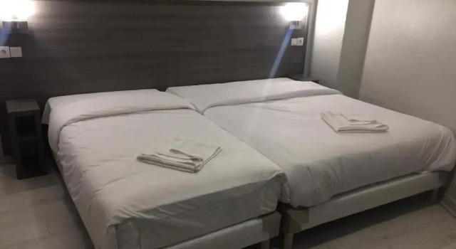 Pax Hotel