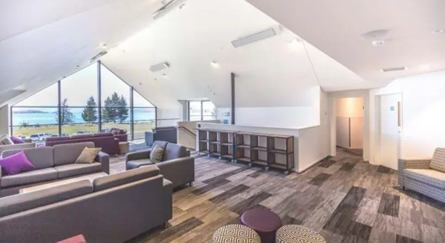 Haka House Hostel Tekapo, Забронировать Отель Отели South Island с парковкой, Парковка
