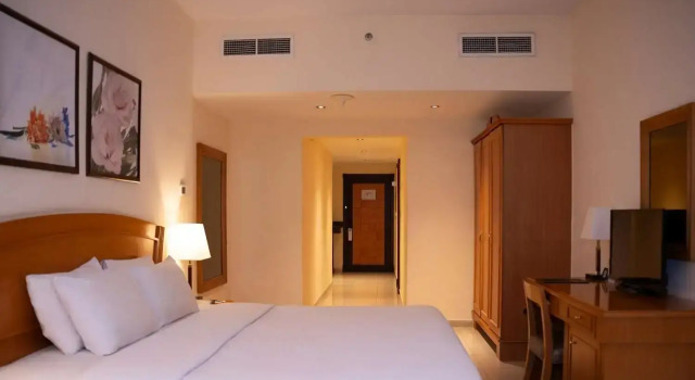 Двухместная студия Golden Tulip Sharjah