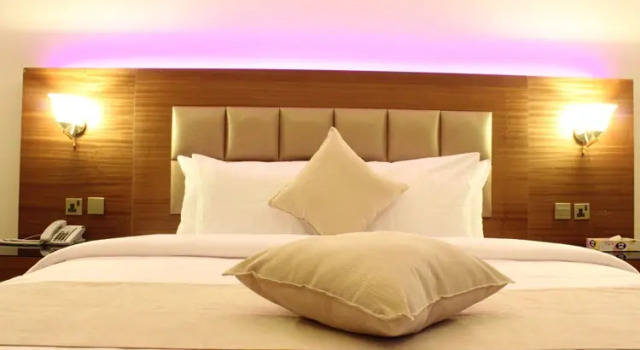 Двухместный люкс с джакузи Sama Inn Hotel