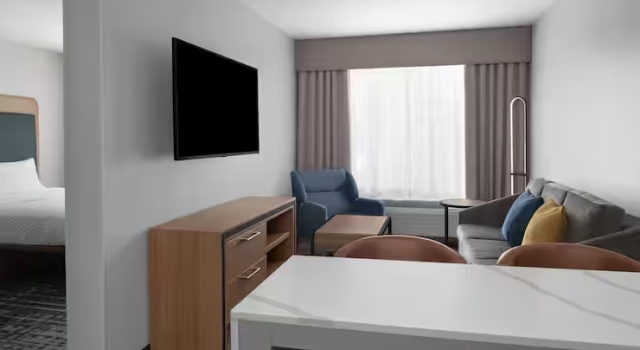 Четырёхместный люкс c 1 комнатой Homewood Suites By Hilton Charlotte Uptown First Ward