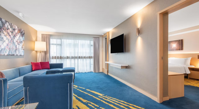 Двухместный люкс Middle Floor c 1 комнатой Holiday Inn Golden Mile by IHG