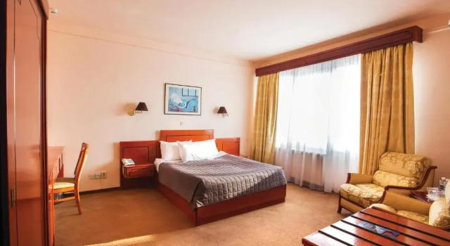 Двухместный люкс Panorama Готель Дніпро Dnipro Hotel