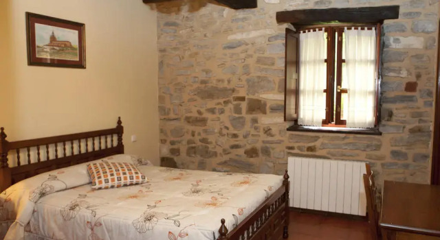 Casa Rural Goikoetxe, Rezerwuj Hotel Hotele w Baskonia z parkingiem, Parking