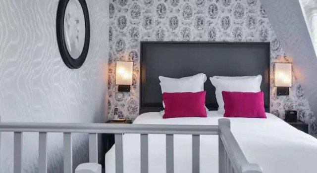 Двухместный люкс двухуровневый Maison Astor Paris, Curio Collection by Hilton