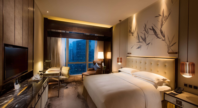 Двухместный номер Deluxe с видом на город Hilton Shenzhen Futian