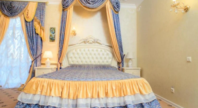 Petrovskyi Brovar, Book Hotel Brovary Kyiv Region