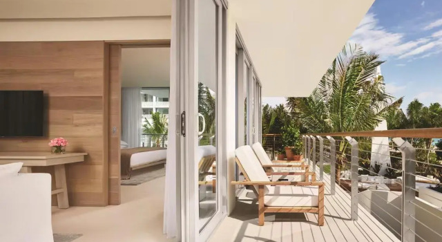 Двухместный люкс c 1 комнатой с балконом и oceanfront The Miami Beach EDITION