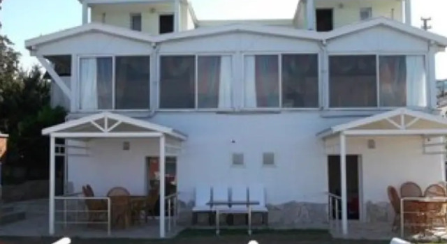 Yona Motel