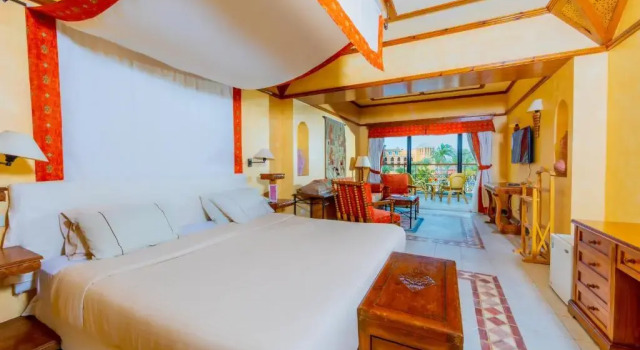Двухместный полулюкс The Grand Hotel, Hurghada