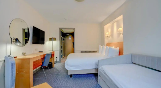 Семейный номер Classic Sunday London Staines-upon-Thames Heathrow T5