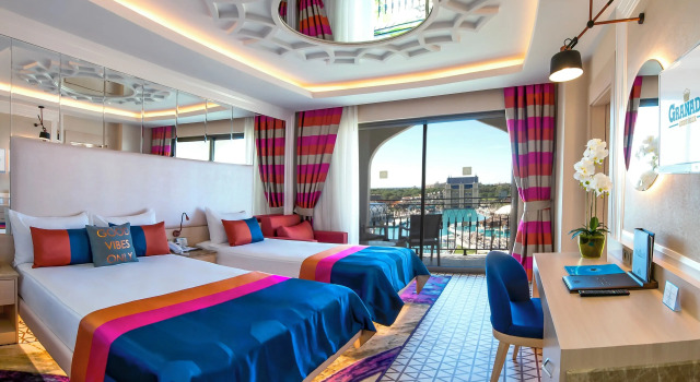 Трёхместный номер Standard с видом на окрестности Granada Luxury Belek - All Inclusive