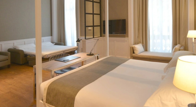 Двухместный полулюкс Hotel Granvia