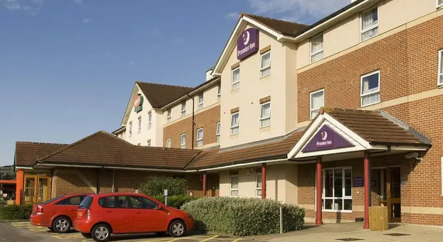 Premier Inn Newcastle - Metro Centre, Забронировать Отель Отели Англии 3 звезды, 3*