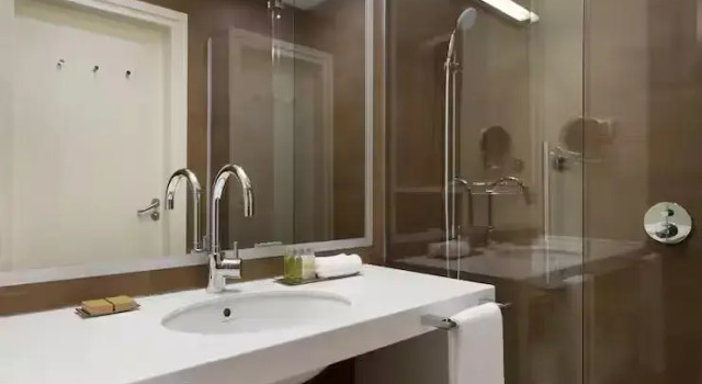 Двухместный люкс семейный DoubleTree by Hilton Moscow - Внуково Аэропорт