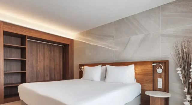 Двухместный люкс Eurostars Puerto de Ibiza