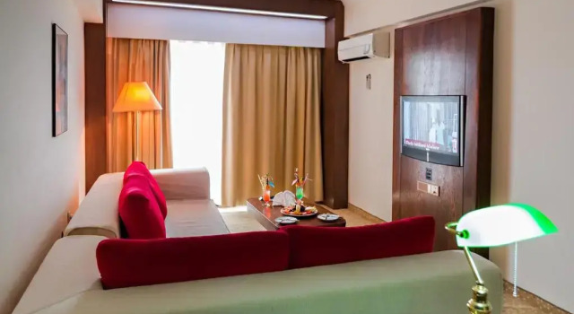 Люкс Derici Hotel