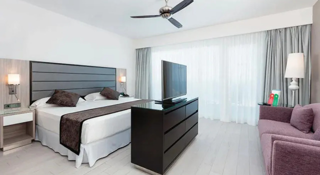 Двухместный полулюкс с видом на море Hotel Riu Palace Tenerife