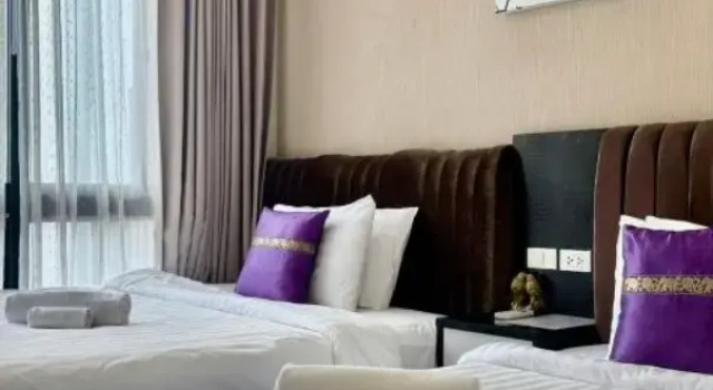 Трёхместный номер c 1 комнатой с видом на бассейн Wyndham Phuket Airport