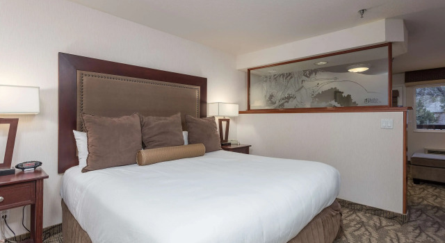 Двухместный полулюкс Shilo Inn Suites Hotel - Bend
