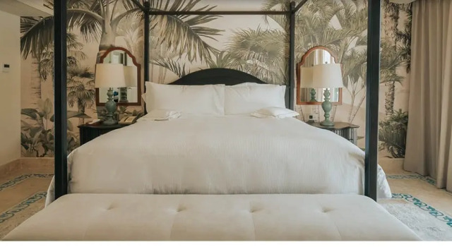 Люкс Luxury с 2 комнатами Luxury Villa with Beachfront Eden Roc