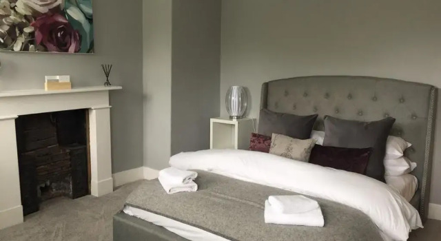 Allium by Mark Ellis, Buchen Sie Hotel Tattenhall Cheshire