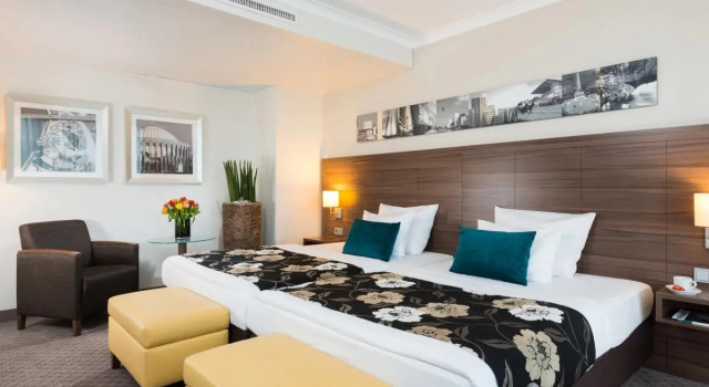 Полулюкс Leonardo Royal Hotel Düsseldorf Königsallee