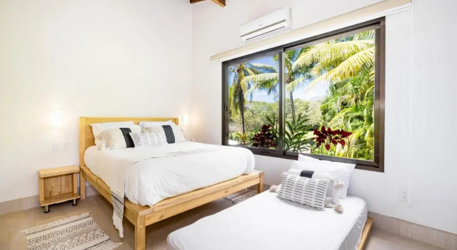 Cafe Playa Negra Hotel, Book Hotel Playa Negra Guanacaste