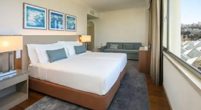Номер Family Meliá Lisboa Oriente