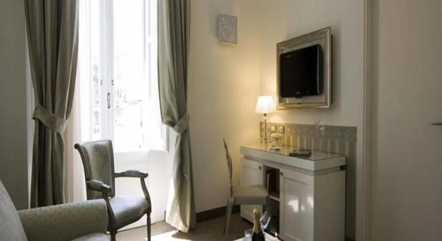 Двухместный полулюкс JR Hotels Oriente Bari