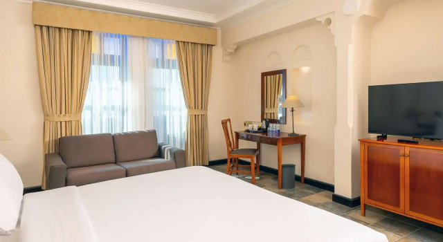 Двухместный номер Standard Novotel Bahrain Al Dana Resort