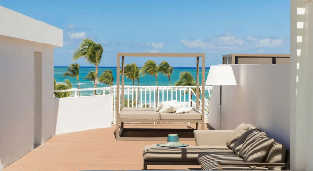 Двухместный люкс Excellence Club Honeymoon with Rooftop Terrace oceanfront Excellence Punta Cana - Adults Only All Inclusive