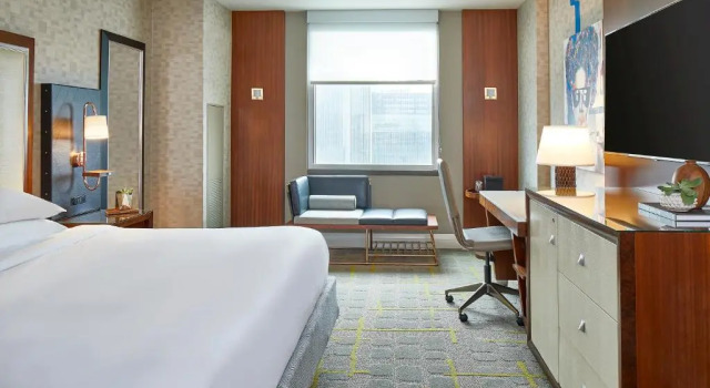 Renaissance Atlanta Midtown Hotel, Prenota Hotel Atlanta Georgia, vicino a Bobby Dodd Stadium