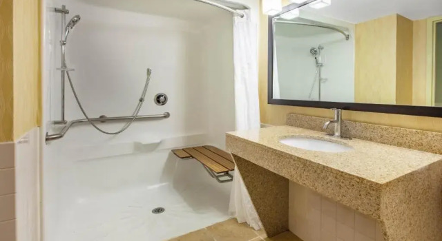 Двухместный номер Mobility Access Baymont by Wyndham Harrisburg