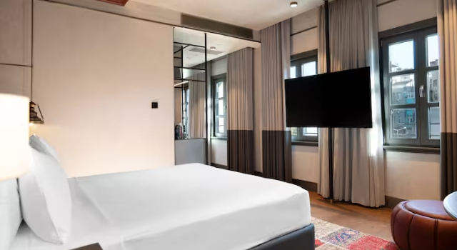 Двухместный номер Premium Canopy By Hilton Istanbul Taksim